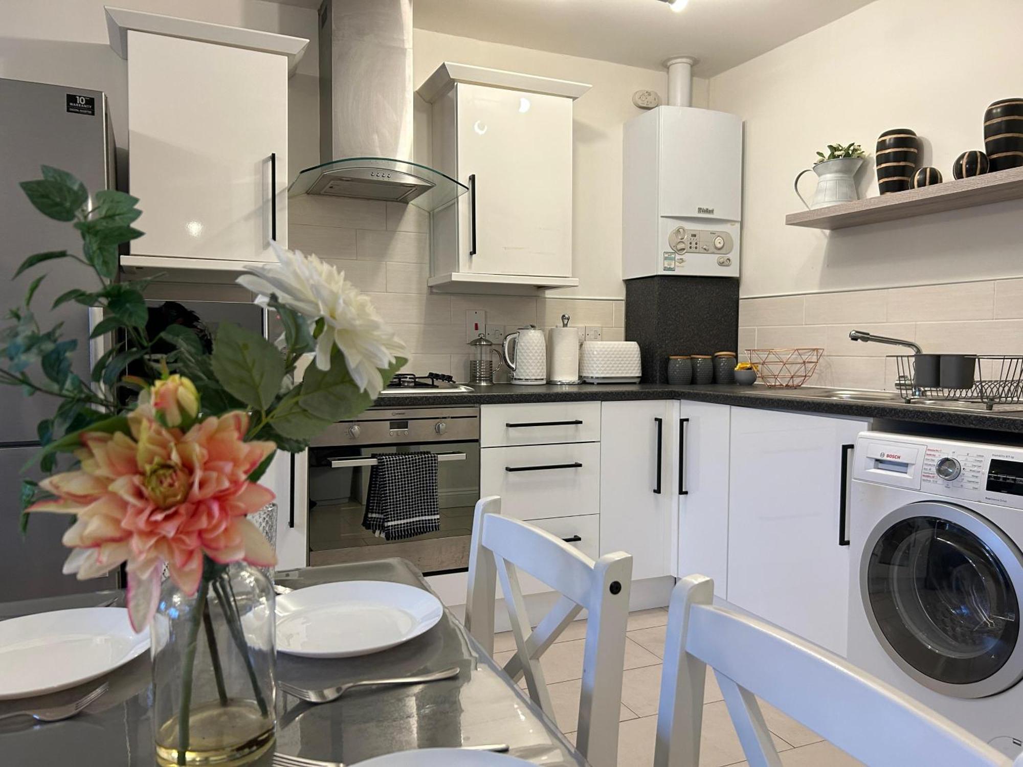 Lovely Serviced Apartment, Free Parking, Оксфорд Экстерьер фото